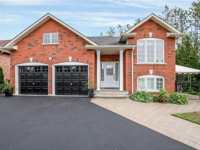 3 Princess Point Dr