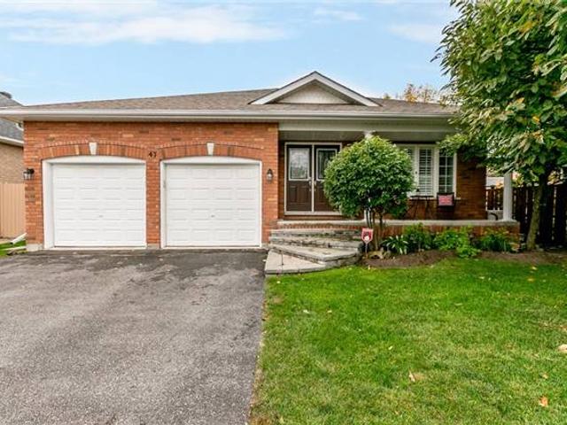 47 Hurst Dr