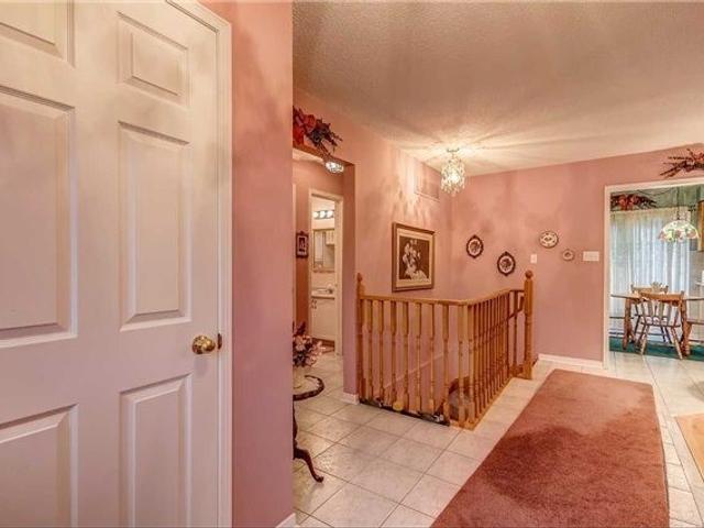 175 Livingstone St W