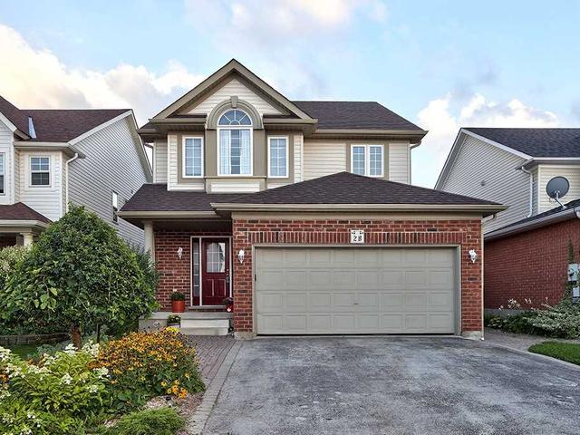 28 Highlands Cres