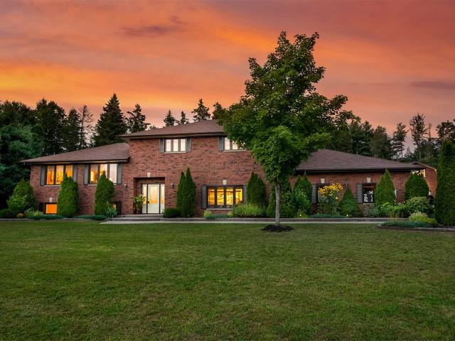 1837 Old Second Rd S