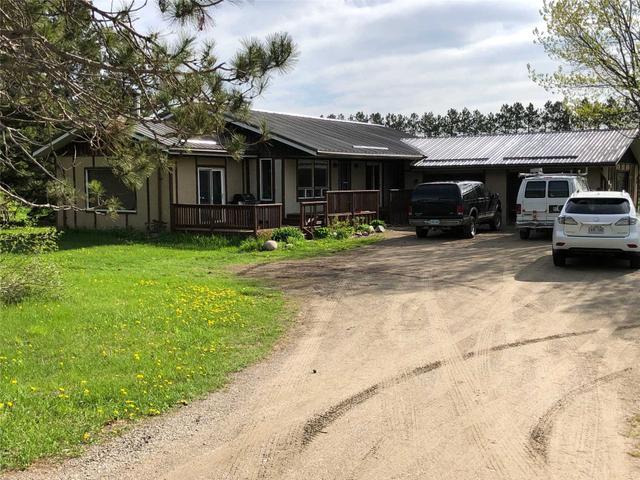 2837 3/4 Sideroad Rd