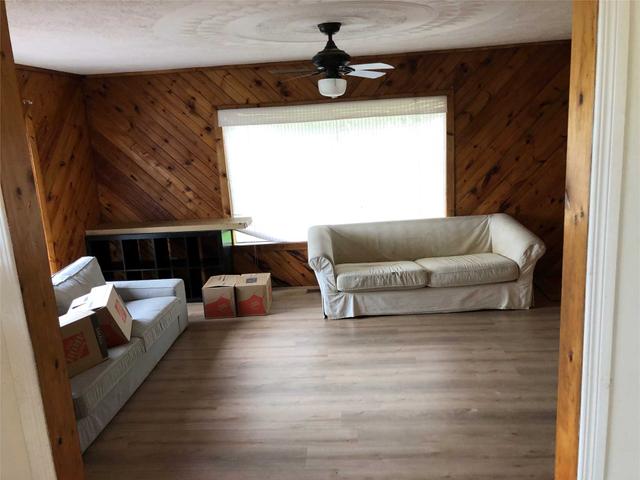 2837 3/4 Sideroad Rd