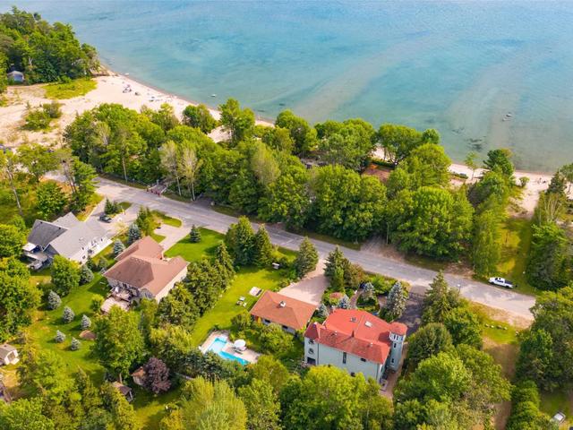 1347 Tiny Beaches Rd N
