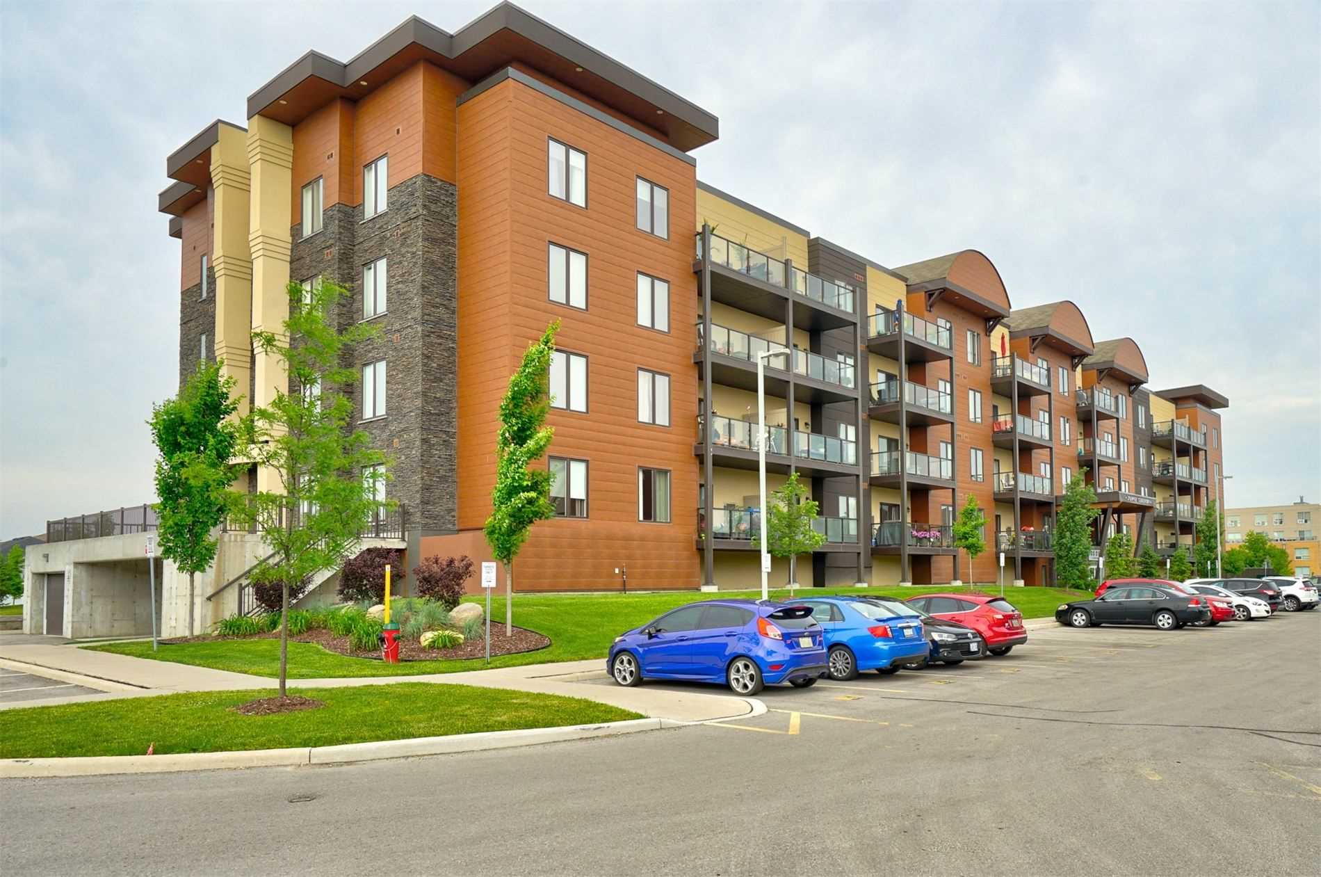 410 100 Dean Ave, Barrie For Sale 449,900 Condos.ca