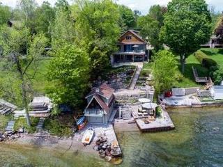 2675 Lakeshore Rd E
