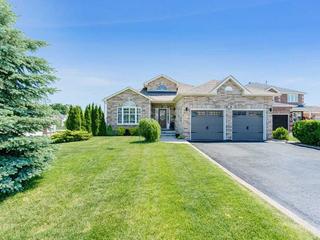 11 Clearwater Crt