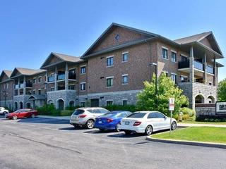 202 - 1 Chamberlain Cres