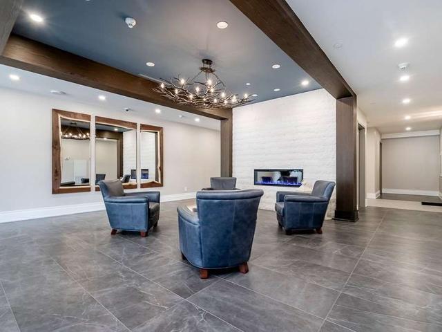 211 - 90 Orchard Point Rd