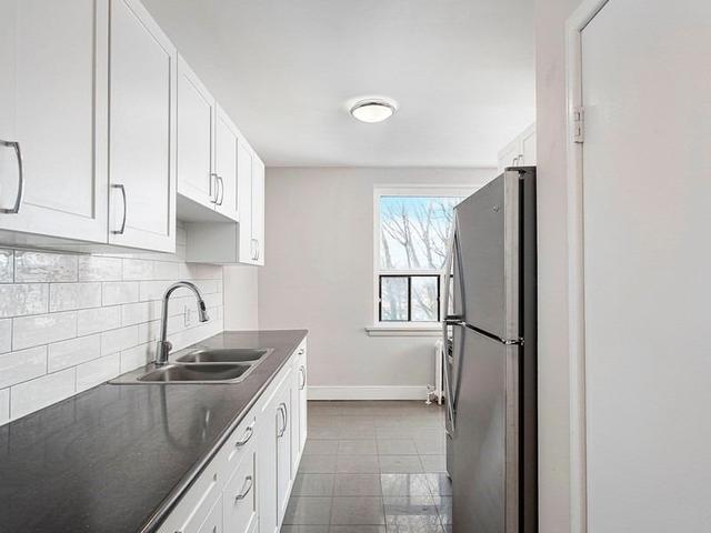 31 - 278 St.Vincent St