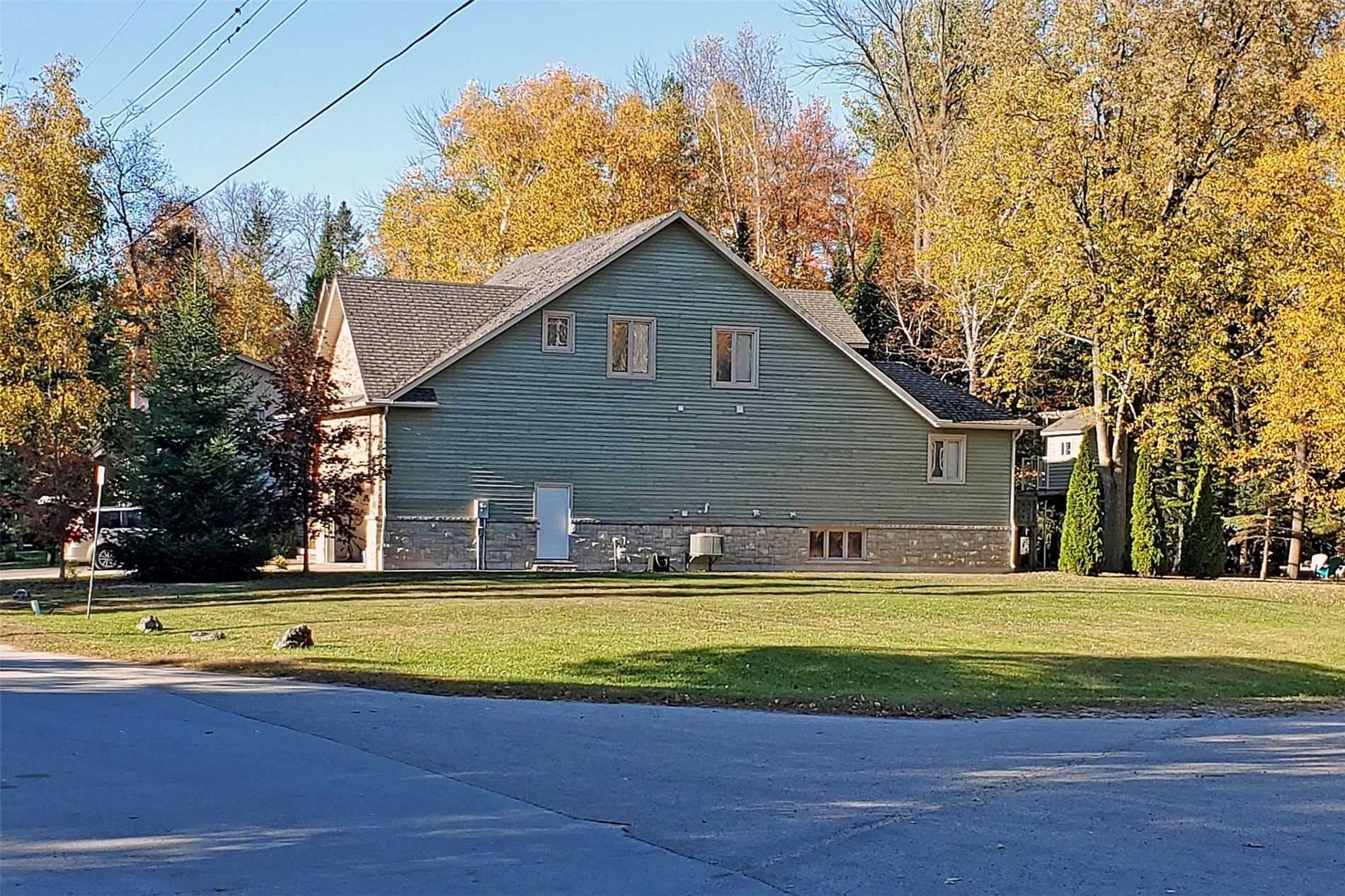 97 36th St N, Wasaga Beach Sold, S4961310 Condos.ca