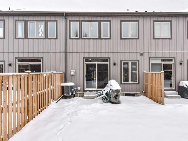 34 Forest Heights Cres