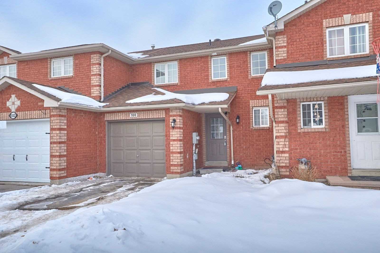 100 Cheltenham Rd, Barrie Sold, S5114778 Condos.ca