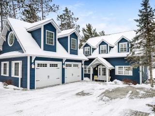 10 Lundy Lane