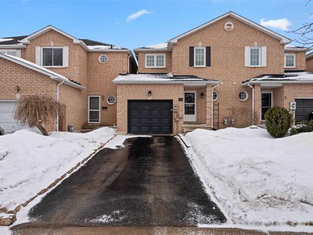 62 Bruce Cres