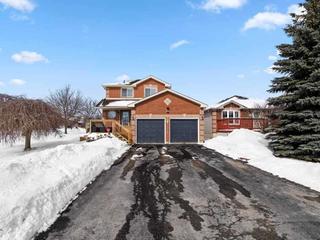 2 Hersey Cres