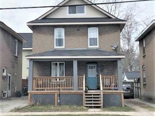 128 Mississaga St W