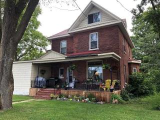 453 King St