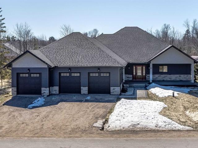25 Sunward Dr