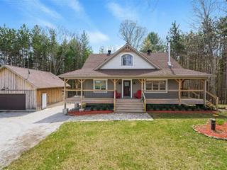 1067 Peter St W