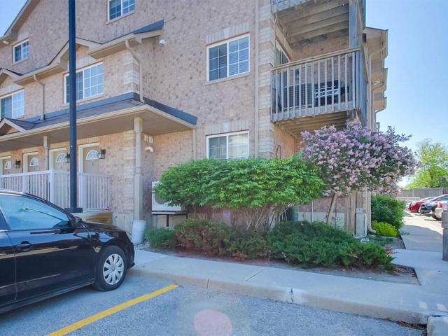5 - 89 Goodwin Dr