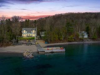 280 Silver Birch Dr