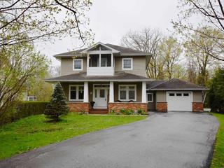 16 Amelia St