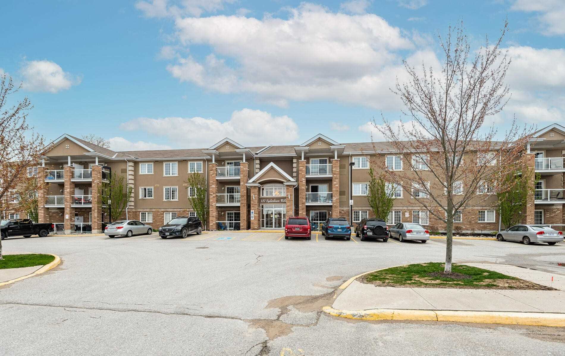 4 137 Sydenham Wells Exwy, Barrie Sold, S5224779 Condos.ca
