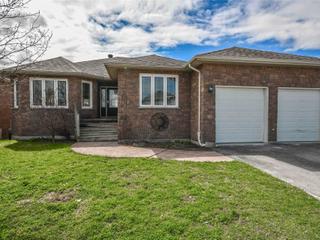 21 Burton Cres