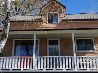 72 Robert St W