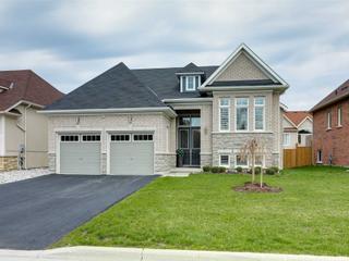 4 Allegra Dr