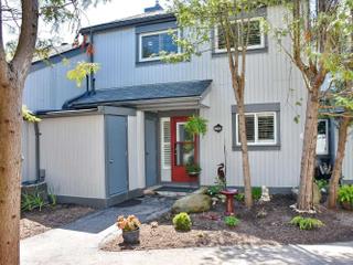 406 - 12 Dawson Dr