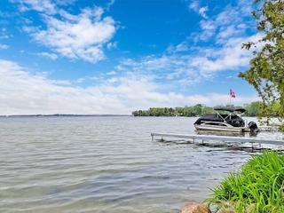 1511 Cunningham Cres