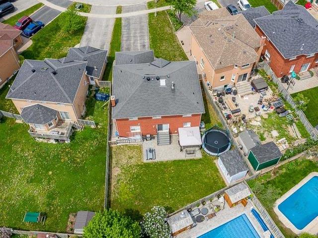 69 Morton Cres