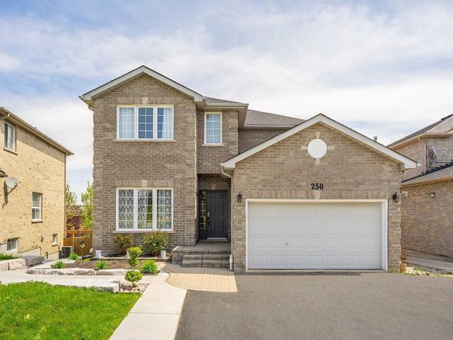 250 Livingstone St E