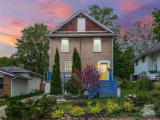 8 Clinton St