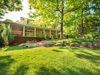 4262 Forest Wood Dr