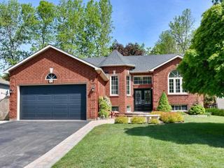 15 Bush Cres
