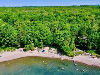 33 Lackie Cres