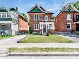 43 Brock St