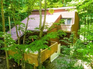 19 Huronwoods Dr
