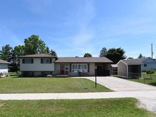 10 Alexander Dr