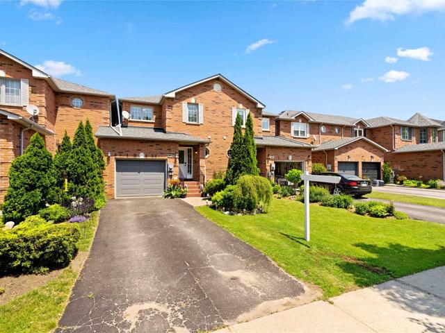 46 Bruce Cres