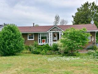285 Simcoe St