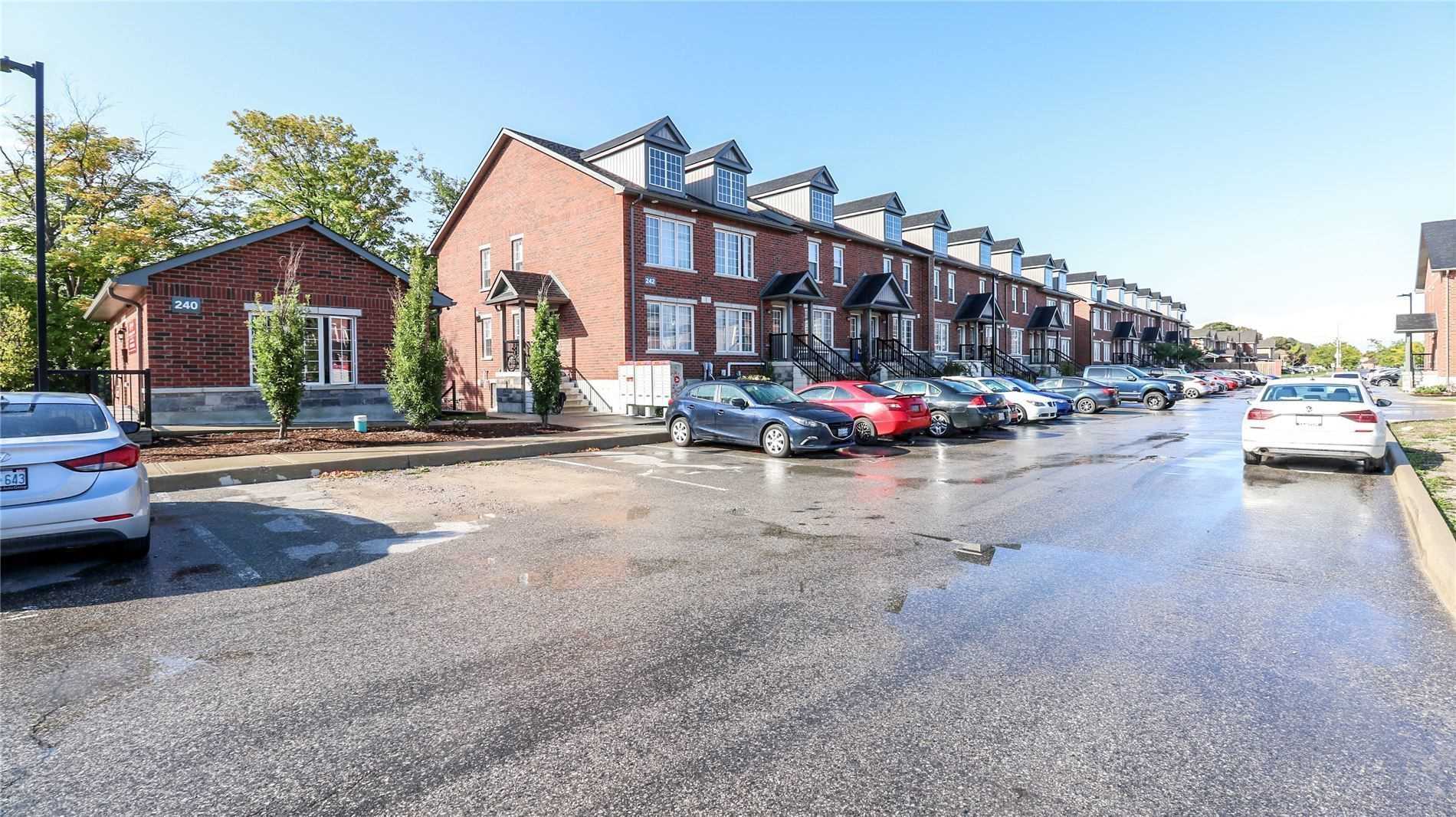 2 242 Rd, Barrie Sold, S5296359 Condos.ca