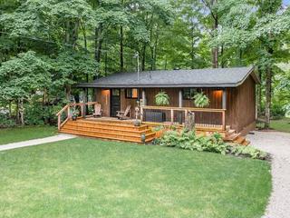 7510 Island Cres