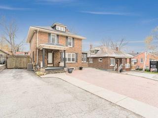 21 Poyntz St