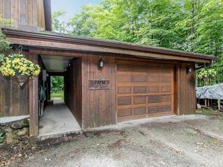 5 Seneca Cres