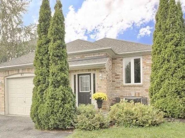 43 Moir Cres