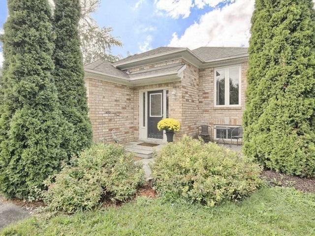 43 Moir Cres